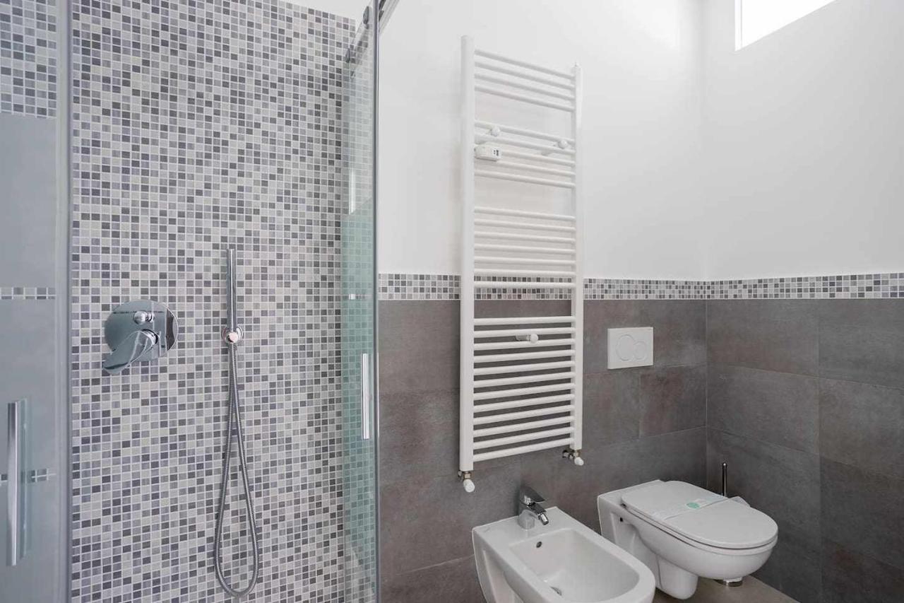 Milano City Apartments - Parking And Comfort - Spacious Apt Up To 8 Pax Eksteriør billede